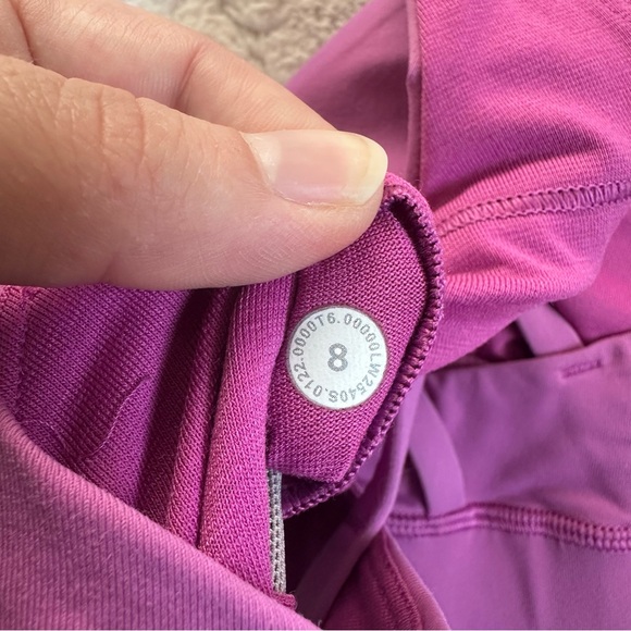 Lululemon | Raspberry (First Release) Energy Bra | Size 8 - Picture 5 of 6